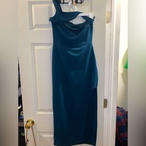 Windsor Hunter Green Midi Dress w/ slit